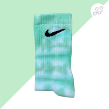 Load image into Gallery viewer, Tie Dye Long Socks
